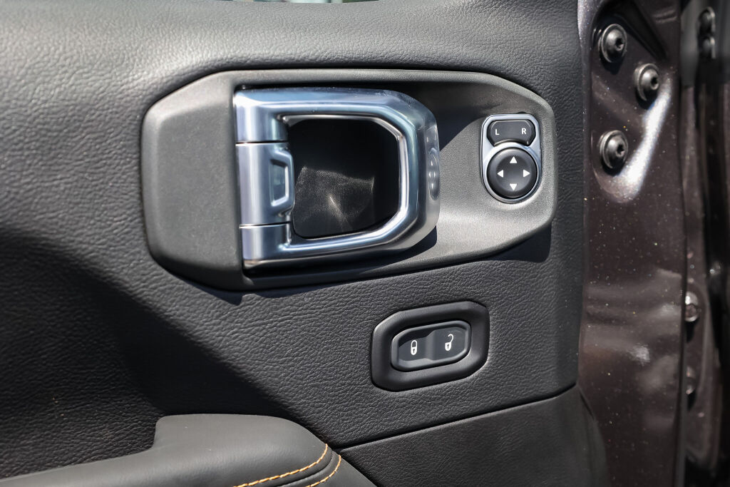new 2025 Jeep Wrangler car, priced at $69,794