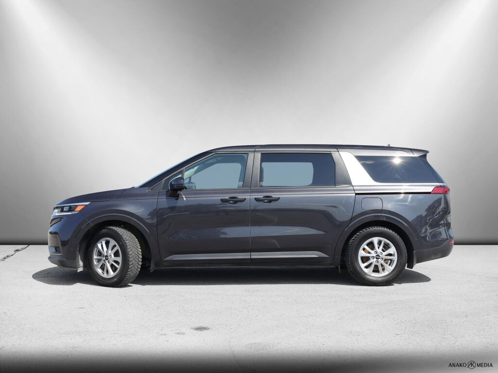 used 2024 Kia Carnival car, priced at $43,598