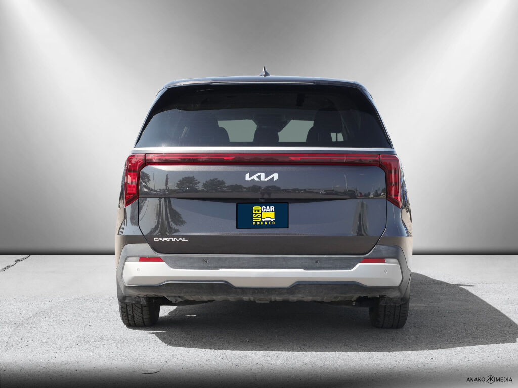 used 2025 Kia Carnival car, priced at $47,598
