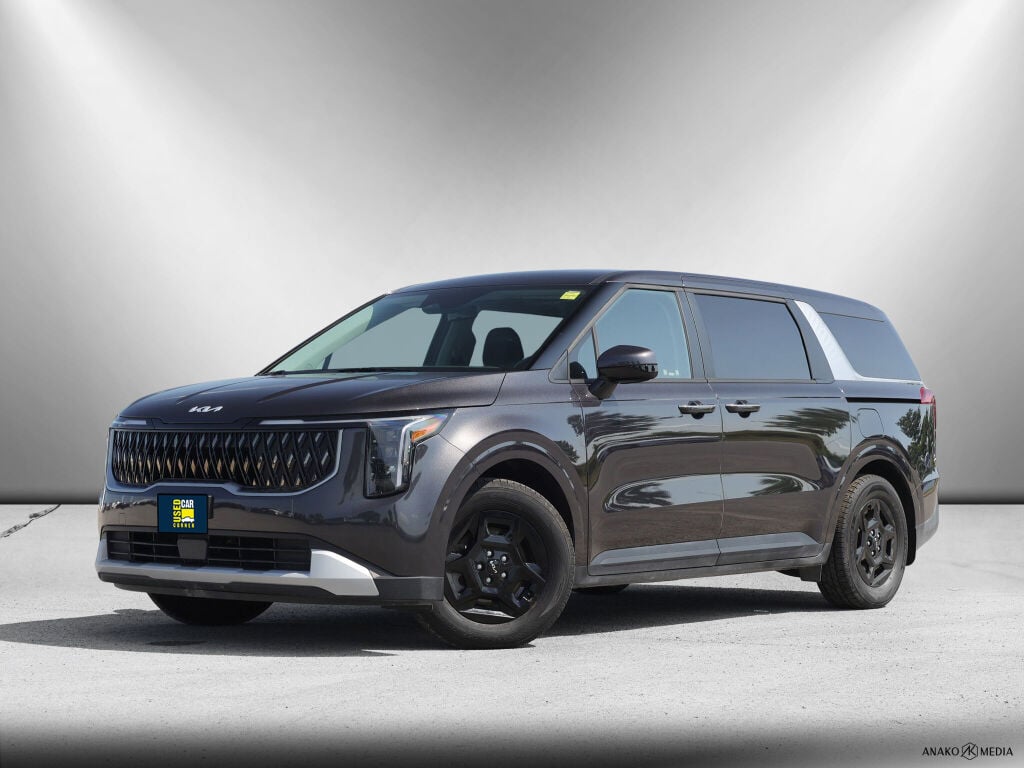used 2025 Kia Carnival car, priced at $47,598