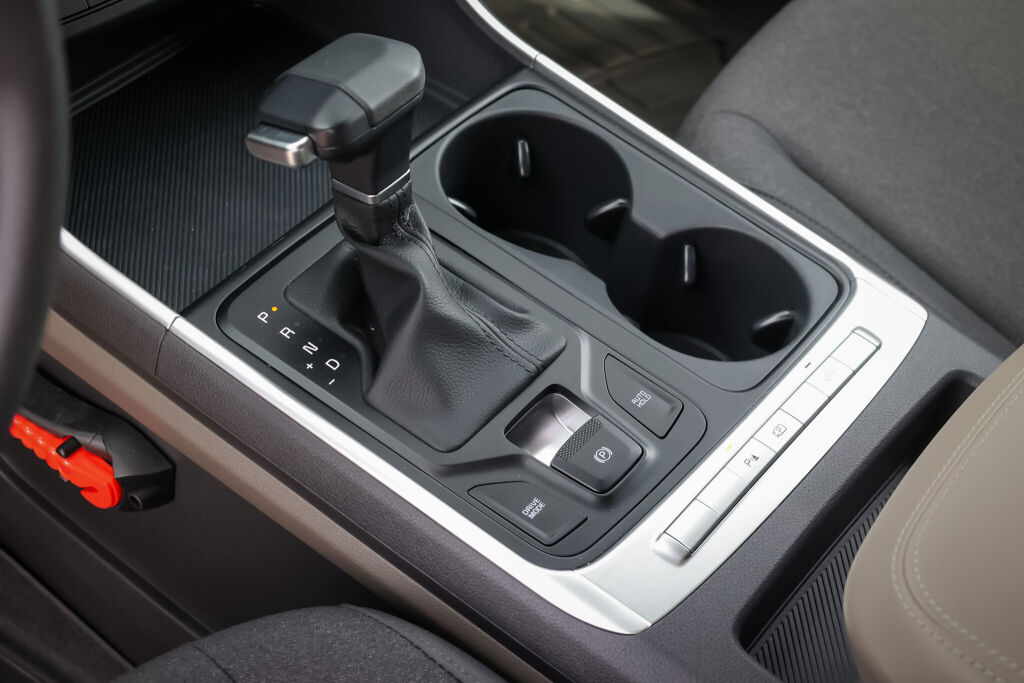 used 2025 Kia Carnival car, priced at $47,598
