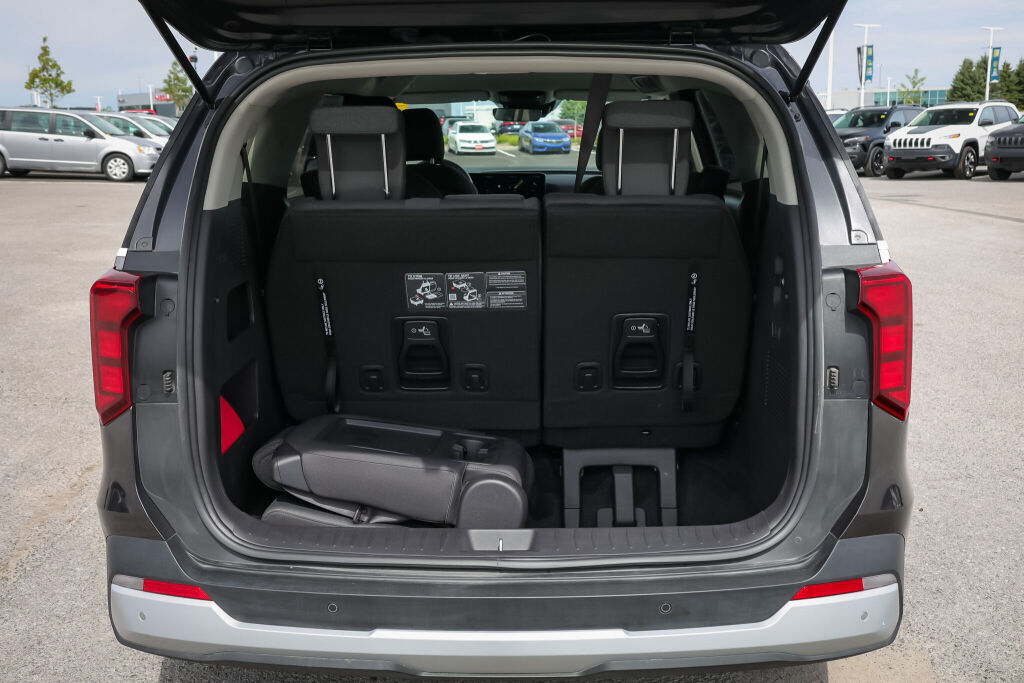 used 2025 Kia Carnival car, priced at $47,598
